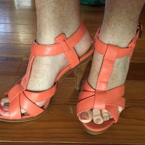 Coral H&M heels. Lightly worn Size 9 fit like 8.